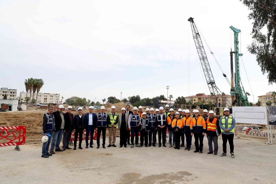 Meclis Üyeleri Mersin Metro Hattı Çalışmalarını İnceledi