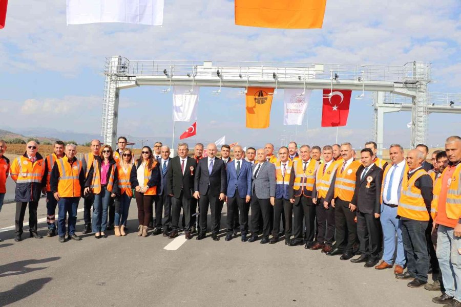 Mersin Sanayicisinin Hasretle Beklediği Bağlantı Yolu Hizmete Açıldı