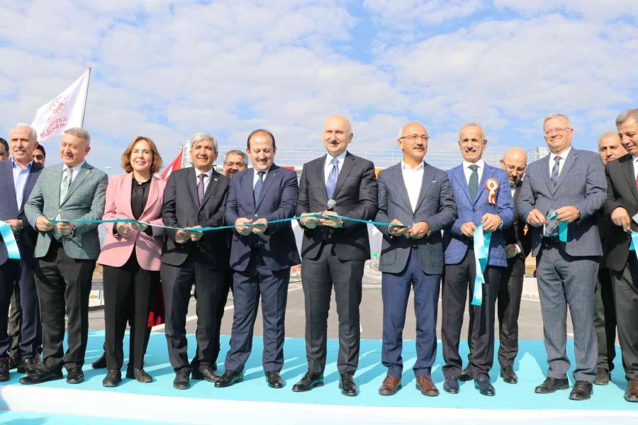 Mersin Sanayicisinin Hasretle Beklediği Bağlantı Yolu Hizmete Açıldı