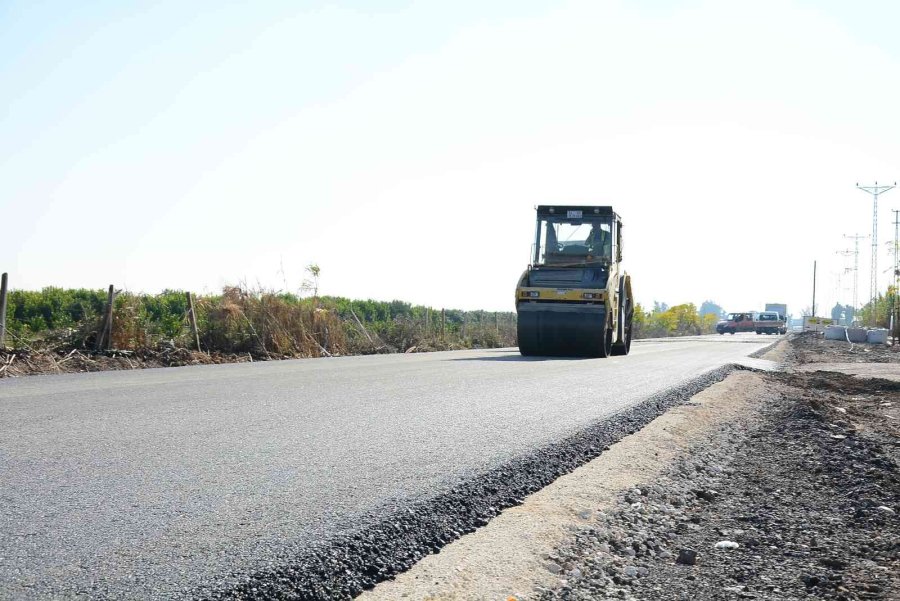 Büyükşehir, Asfalt Çalışmalarına Tarsus’ta Devam Ediyor