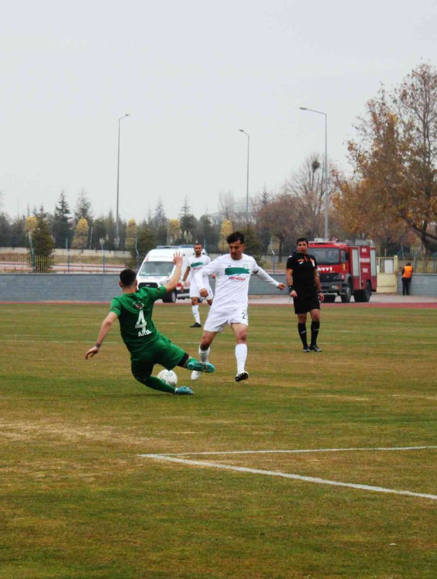 Tff 3. Lig: 1922 Konyaspor: 2 - Şile Yıldızspor: 2