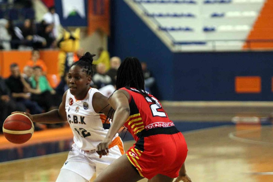 Çukurova Basketbol, Evinde Farklı Kazandı