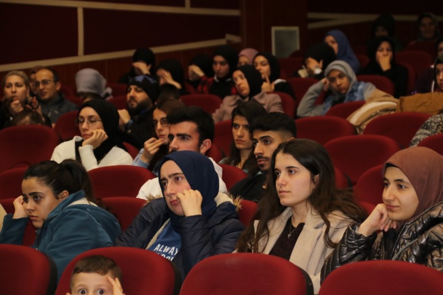 Akşehir’de “mutlu Yuvanın Sırları” Konulu Konferans