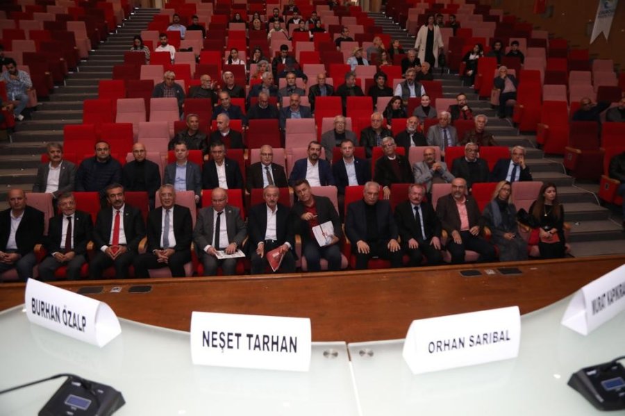 Başkan Tarhan, ’tarım Ve Devlet’ Konulu Panelde Konuştu