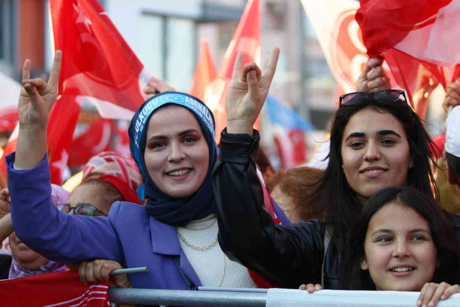 Mhp Genel Başkanı Bahçeli: "saraçhane Kumpası Tutmaz"