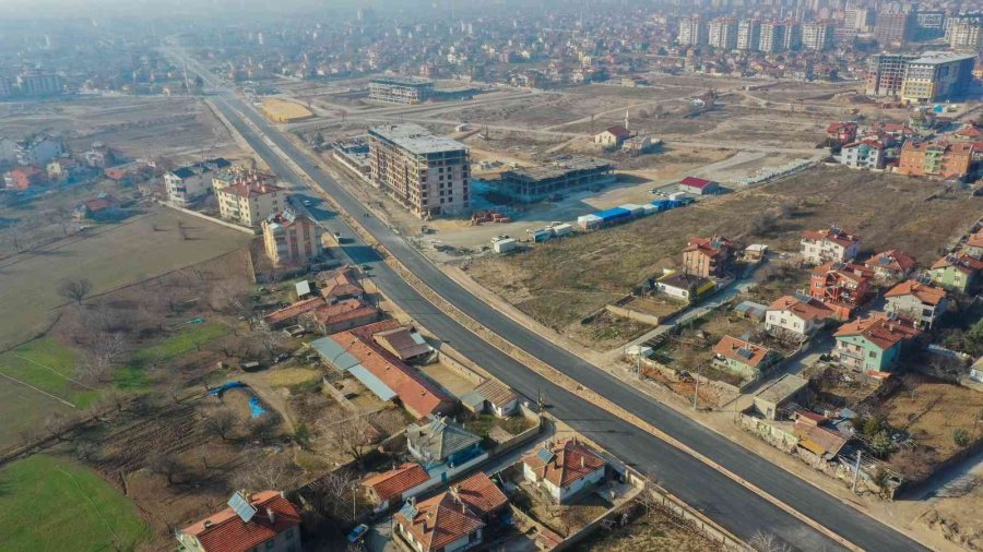 Konya’da Alparslan Türkeş Caddesinde Çalışmalar Sürüyor