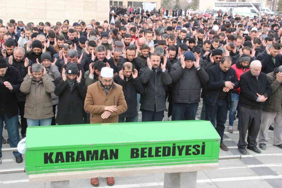 Karaman’da İş Yerinde Uğradığı Bıçaklı Saldırı Sonucu Ölen Genç Toprağa Verildi