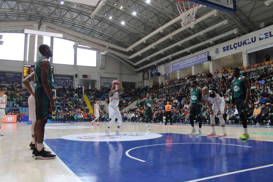 Basketbol Süper Ligi: Konyaspor: 71 - Pınar Karşıyaka: 82