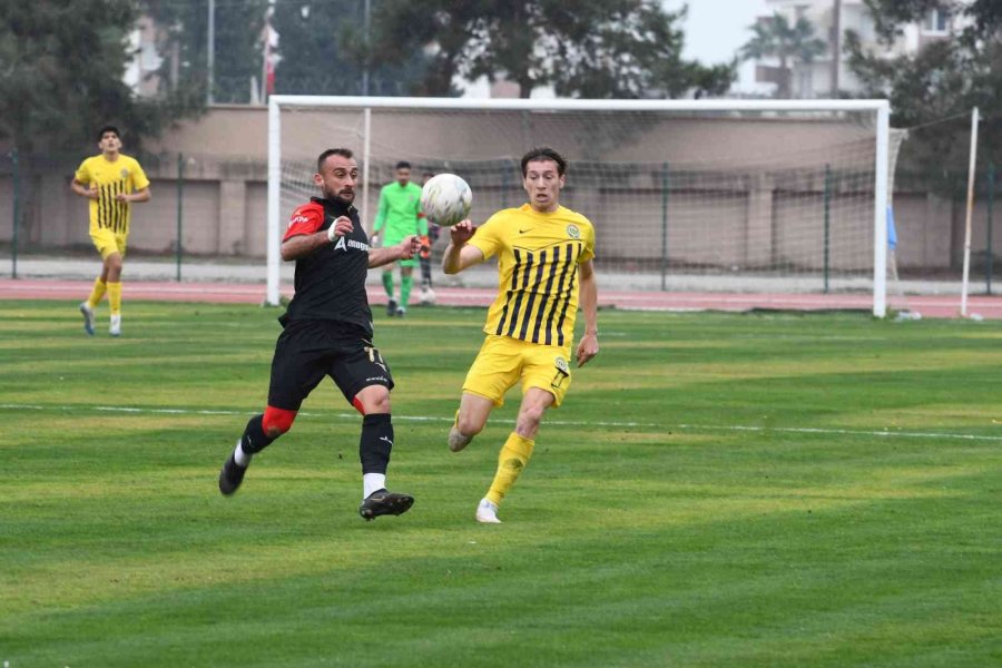 Tff 2. Lig: Tarsus İdman Yurdu: 0 - Anagold 24 Erzincanspor: 4