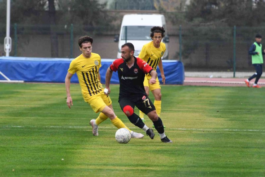 Tff 2. Lig: Tarsus İdman Yurdu: 0 - Anagold 24 Erzincanspor: 4