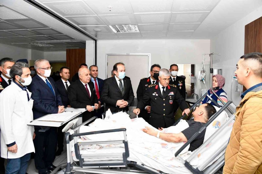 Jandarma Genel Komutanı Orgeneral Arif Çetin Mersin’de