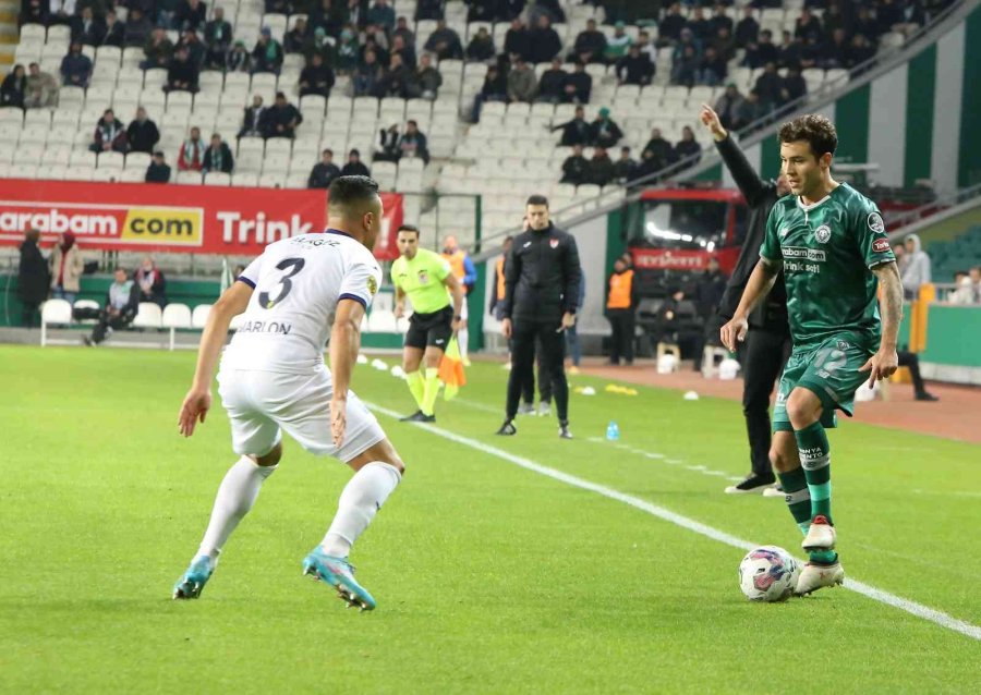 Spor Toto Süper Lig: Konyaspor: 0 - Ankaragücü: 0 (ilk Yarı)