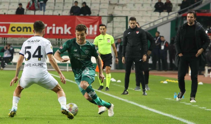 Spor Toto Süper Lig: Konyaspor: 0 - Ankaragücü: 0 (ilk Yarı)