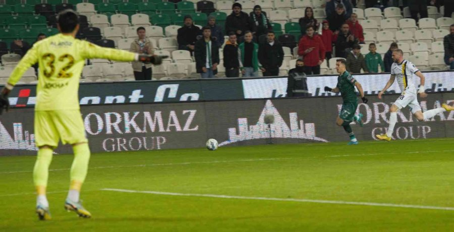 Spor Toto Süper Lig: Konyaspor: 0 - Ankaragücü: 0 (ilk Yarı)