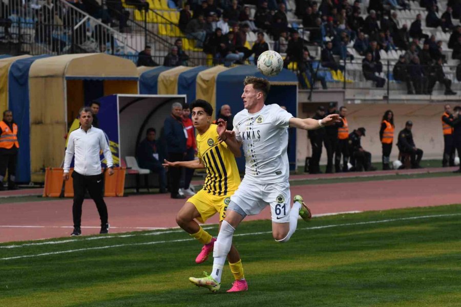 Tff 2. Lig: Tarsus İdman Yurdu: 0 - Menemen Futbol Kulübü: 2