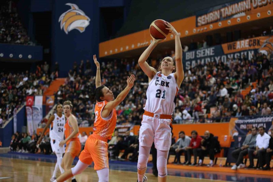 Çukurova Basketbol, Zorlu Avrupa Maçını Kazandı