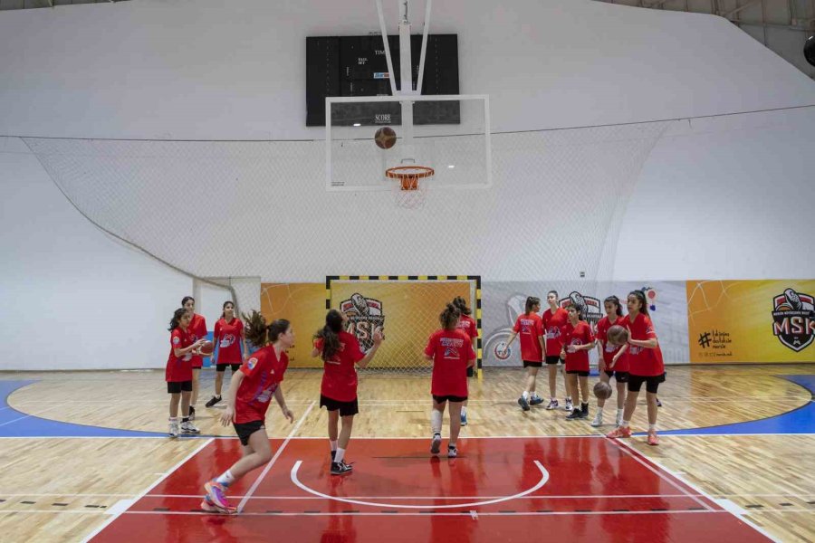 Mersin’den Genç Basketbolcular, Gelişim Kampına Katıldı