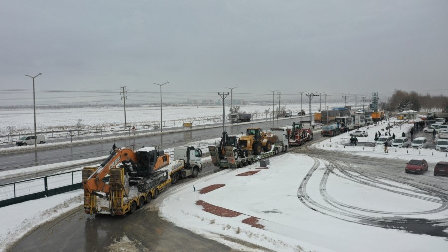 Karatay Belediyesi Deprem Bölgesine Destek İçin Seferber Oldu