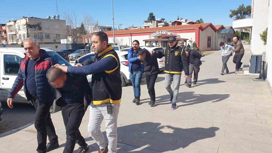 Adana’da Depremi Fırsat Bilen 6 Hırsızlık Zanlısı Suçüstü Yakalandı