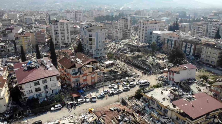 Defne’de Depremin Yol Açtığı Yıkım Havadan Görüntülendi