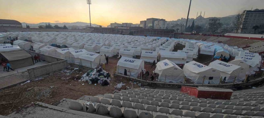 Kahramanmaraş Depremzedelerin Yaraları Sarılıyor