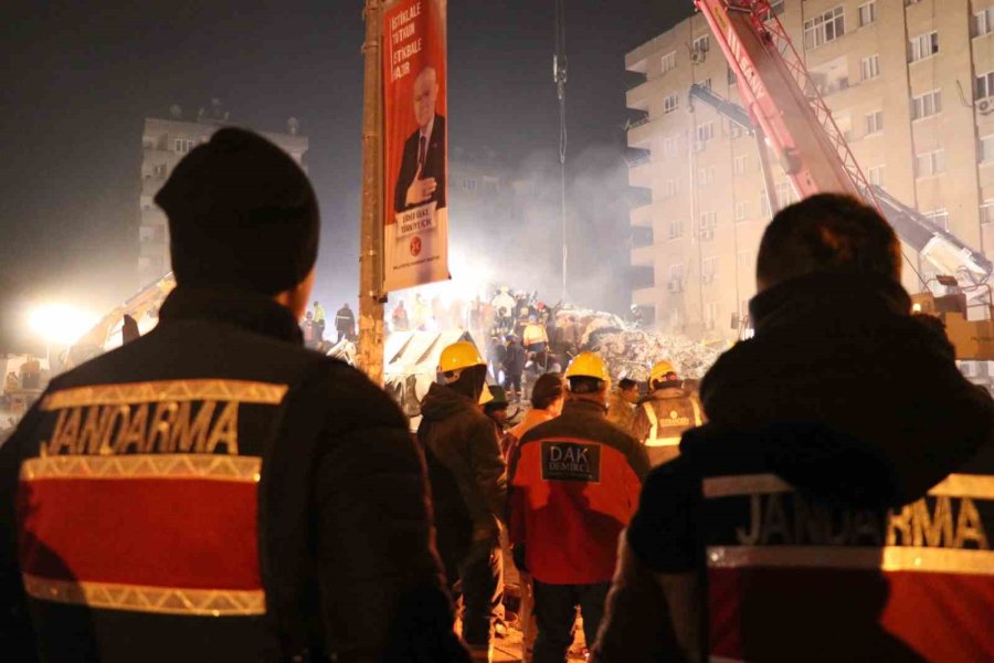 Osmaniye’de Gece Saatlerinde Çalışmalar Dron İle Görüntülendi