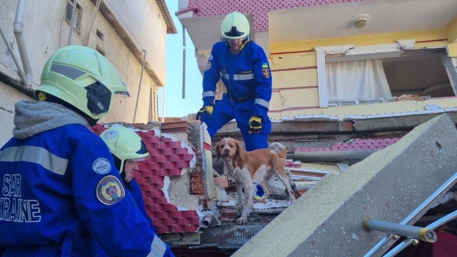 Ukraynalı Arama-kurtarma Ekibi Hatay’da Çalışmalarına Başladı