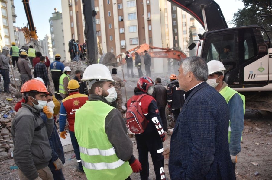 Depremin Tahribatını Azaltmak İçin Kurumlar Omuz Omuza