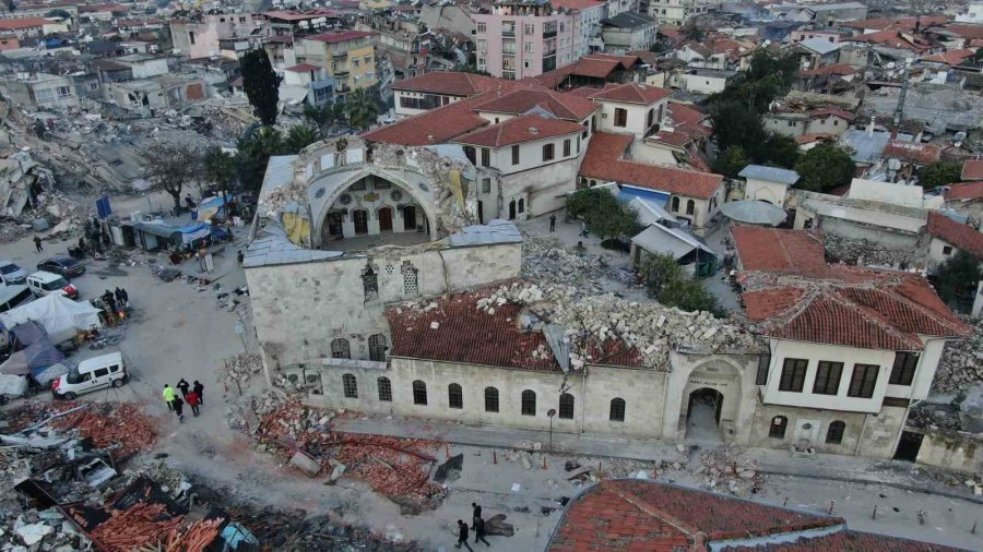 Hatay’da Deprem Tarihi Yerleri De Vurdu, 14 Asırlık Cami Yıkıldı