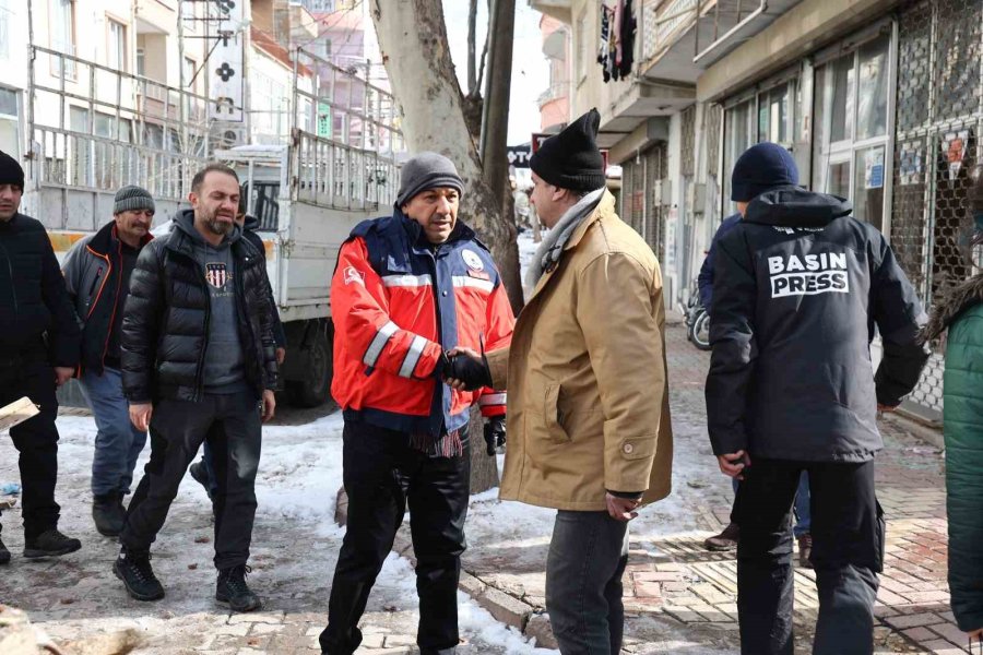 Esenler’den Acıya Gözyaşı, Yaraya Merhem