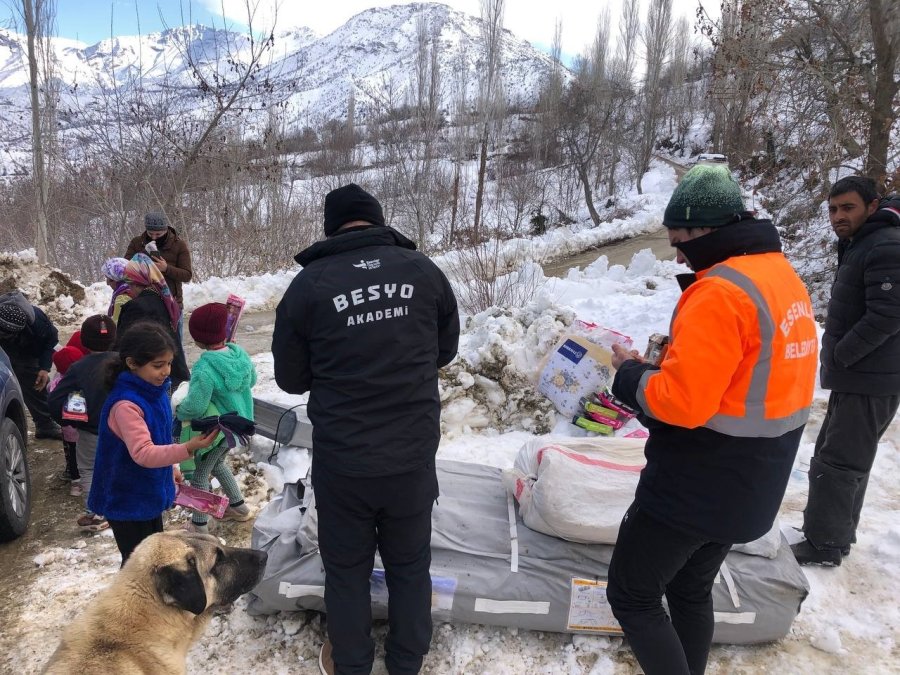 Esenler’den Acıya Gözyaşı, Yaraya Merhem