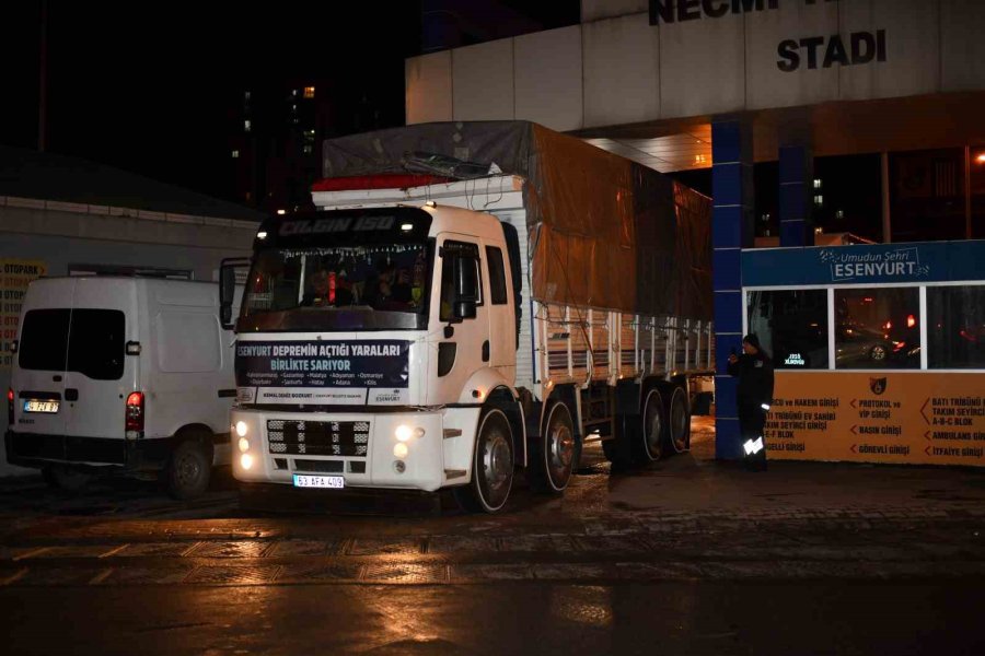 13’üncü Yardım Tırı Esenyurt’tan Deprem Bölgesine Gönderildi