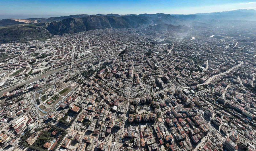 Hatay’da Havadan Çekilen Görüntüler Dehşetin Boyutunu Gözler Önüne Serdi