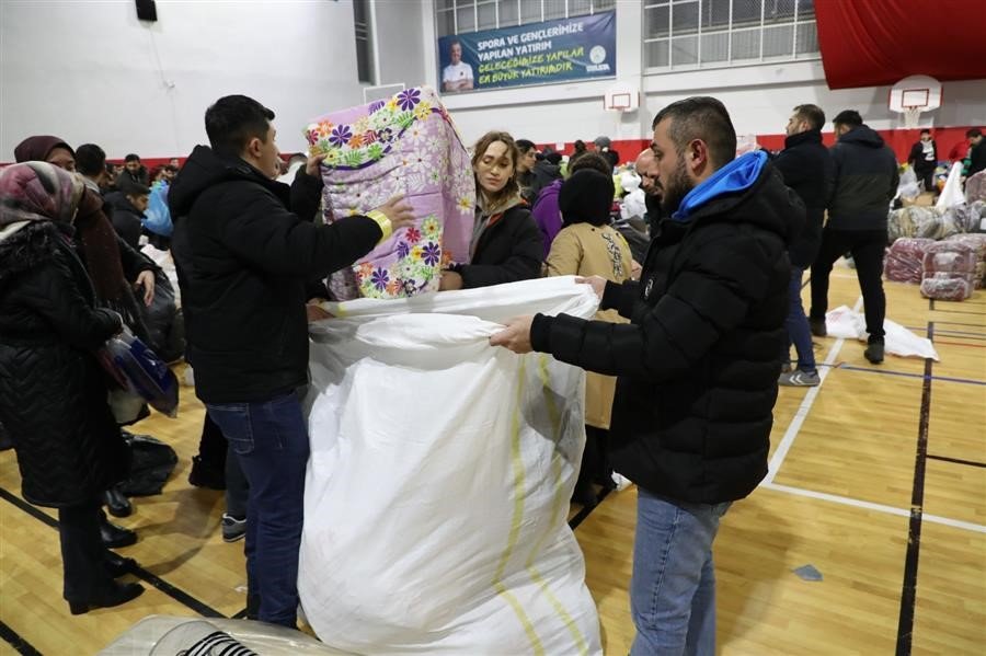 Gaziosmanpaşa Deprem Bölgesi İçin Tek Yürek