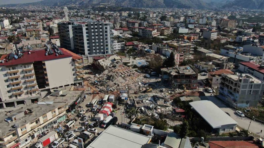 Hatay Samandağ’da Enkaz Yığınları Havadan Görüntülendi