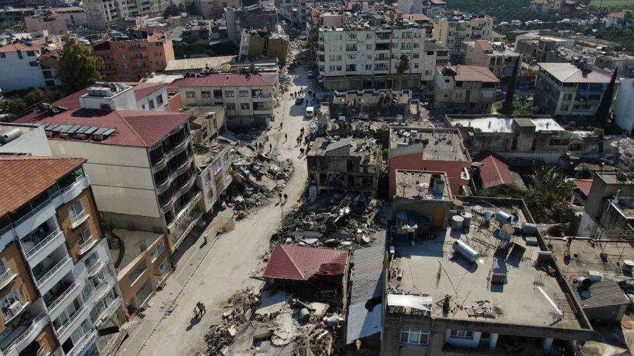 Hatay Samandağ’da Enkaz Yığınları Havadan Görüntülendi