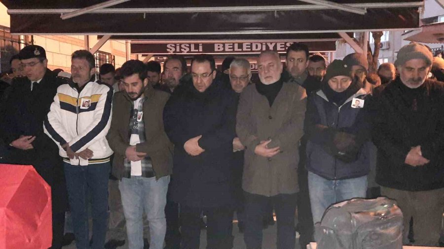 Hatay’da Depremde Vefat Eden Uzman Çavuş Cemalettin Öğ İstanbul’da Son Yolculuğuna Uğurlandı