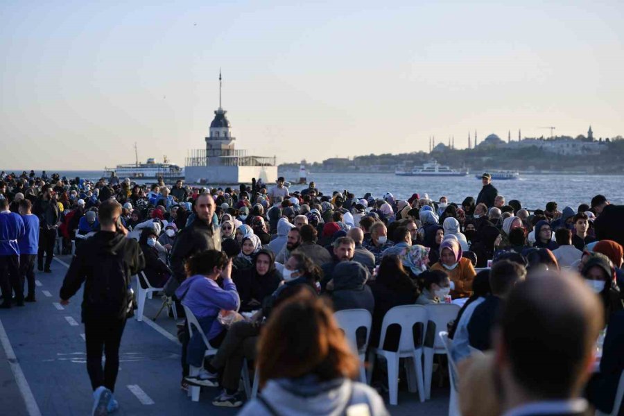 Üsküdar Belediyesi Ramazan’da Tüm İftar Çadırlarını Deprem Bölgesine Kuracak