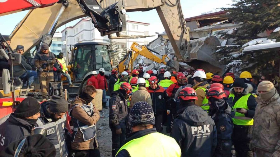 Ülkü’den Güzel Haber Bekleniyor