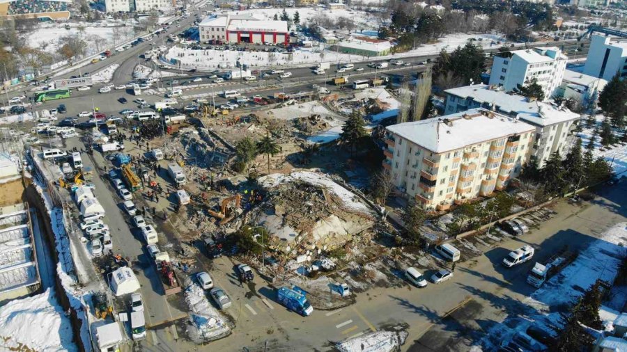 Malatya’da Depremin Altıncı Gününde Arama Kurtarma Çalışmaları Havadan Görüntülendi