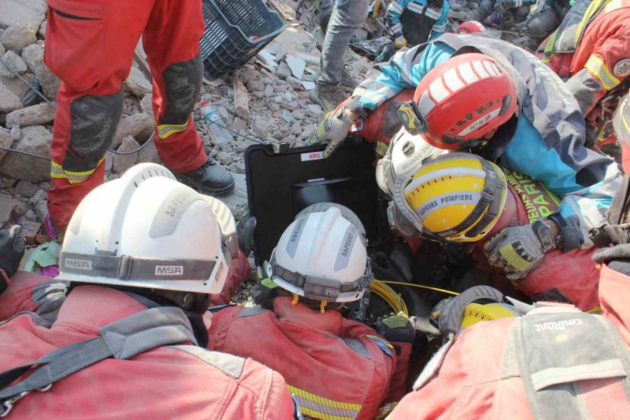 Kahramanmaraş’ta Depremin 7. Gününde Arama Kurtarma Çalışmaları Devam Ediyor