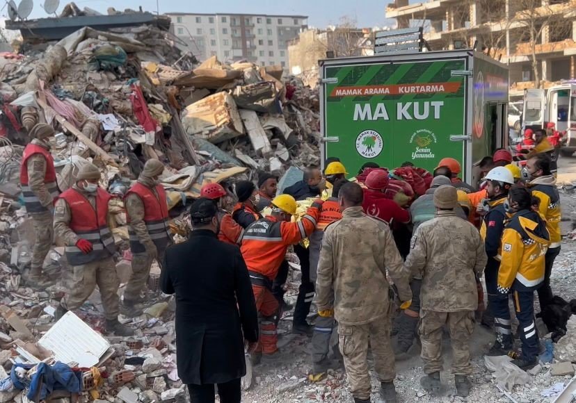 Hatay’da 155’inci Saatte İnanılmaz Kurtuluş: 6 Aylık Hamile Hedil Batal Umutları Yeşertti