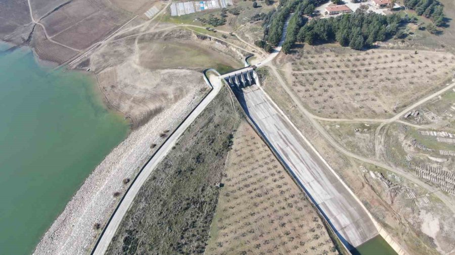 Hatay’da ‘patladı’ Denilen Barajda Su Yok