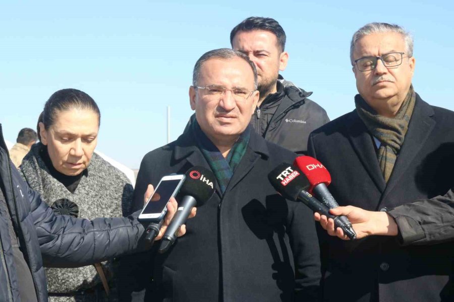 Adalet Bakanı Bekir Bozdağ: “diyarbakır’da Vefat Sayısı 344”