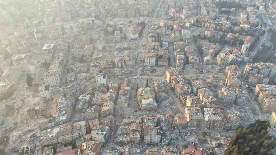 Depremin 8’inci Gününde Harabeye Dönen Hatay’daki Yıkım Havadan Görüntülendi