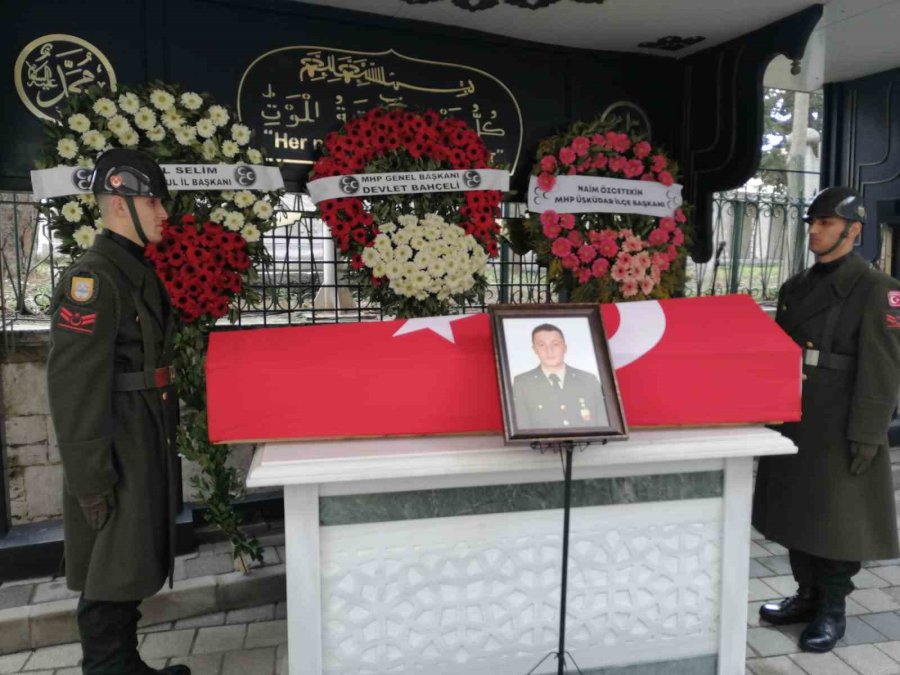 Gaziantep’te Depremde Hayatını Kaybeden Yedek Astsubay Cengizhan Üz, Üsküdar’da Son Yolculuğuna Uğurlandı