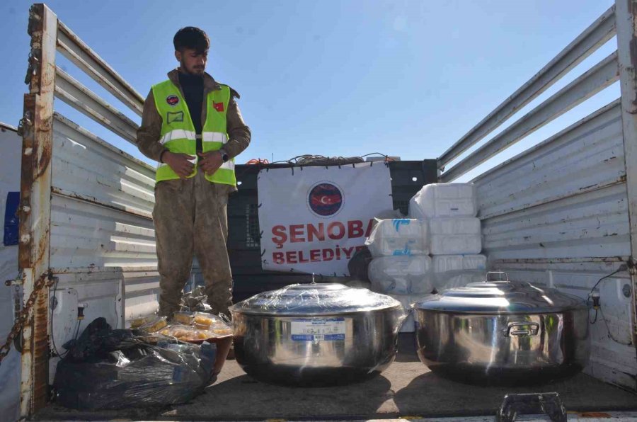 Şenoba Belediyesi Depremzedeler İçin 7 Günde 21 Bin Kişilik Yemek Yaptı