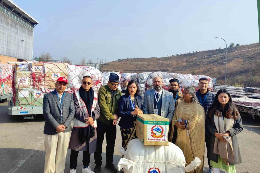 Birçok Ülkeden Deprem Bölgelerine Yardımlar Devam Ediyor