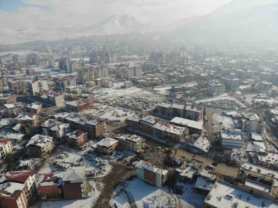 Depremin Yıkıp Geçtiği Enkaz Halindeki Elbistan Havadan Görüntülendi