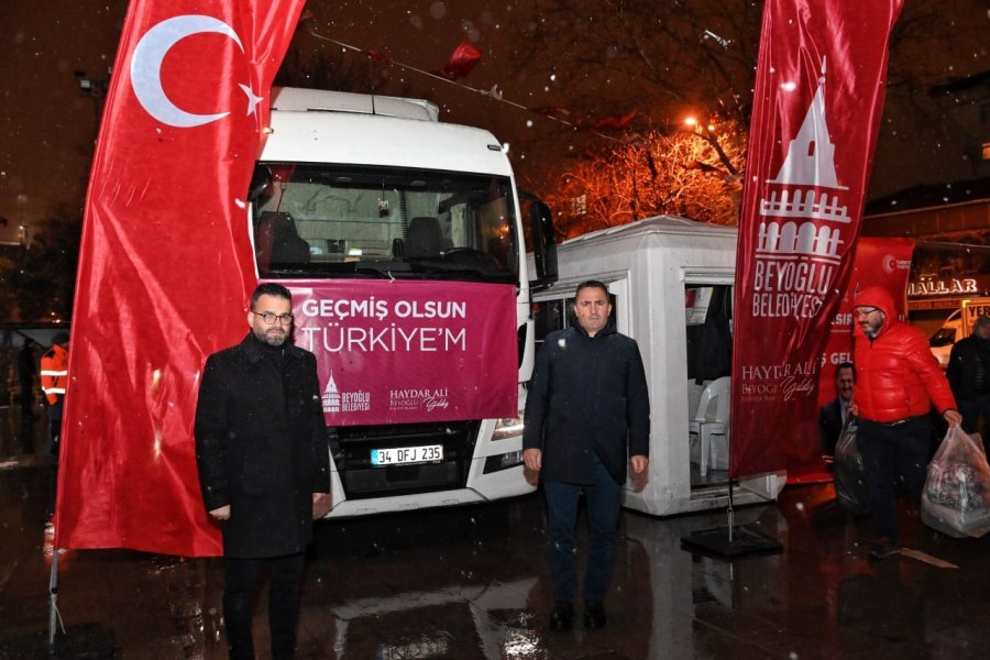 Beyoğlu Belediyesi Depremzedeler İçin Tüm İmkanlarını Seferber Etti